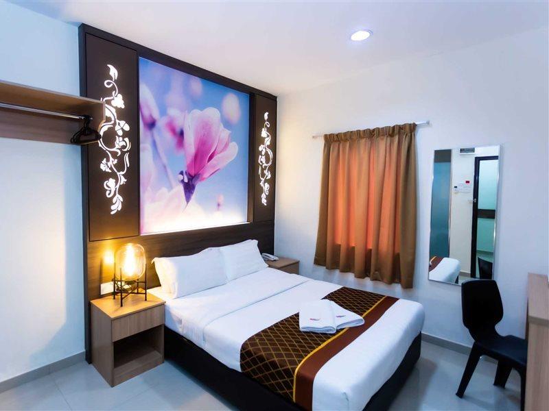 D&f Boutique Era Square Hotel 4*