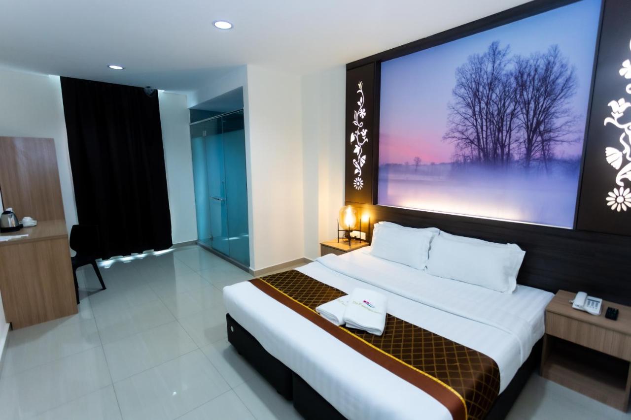 Hotel D&f Boutique Era Square 4*